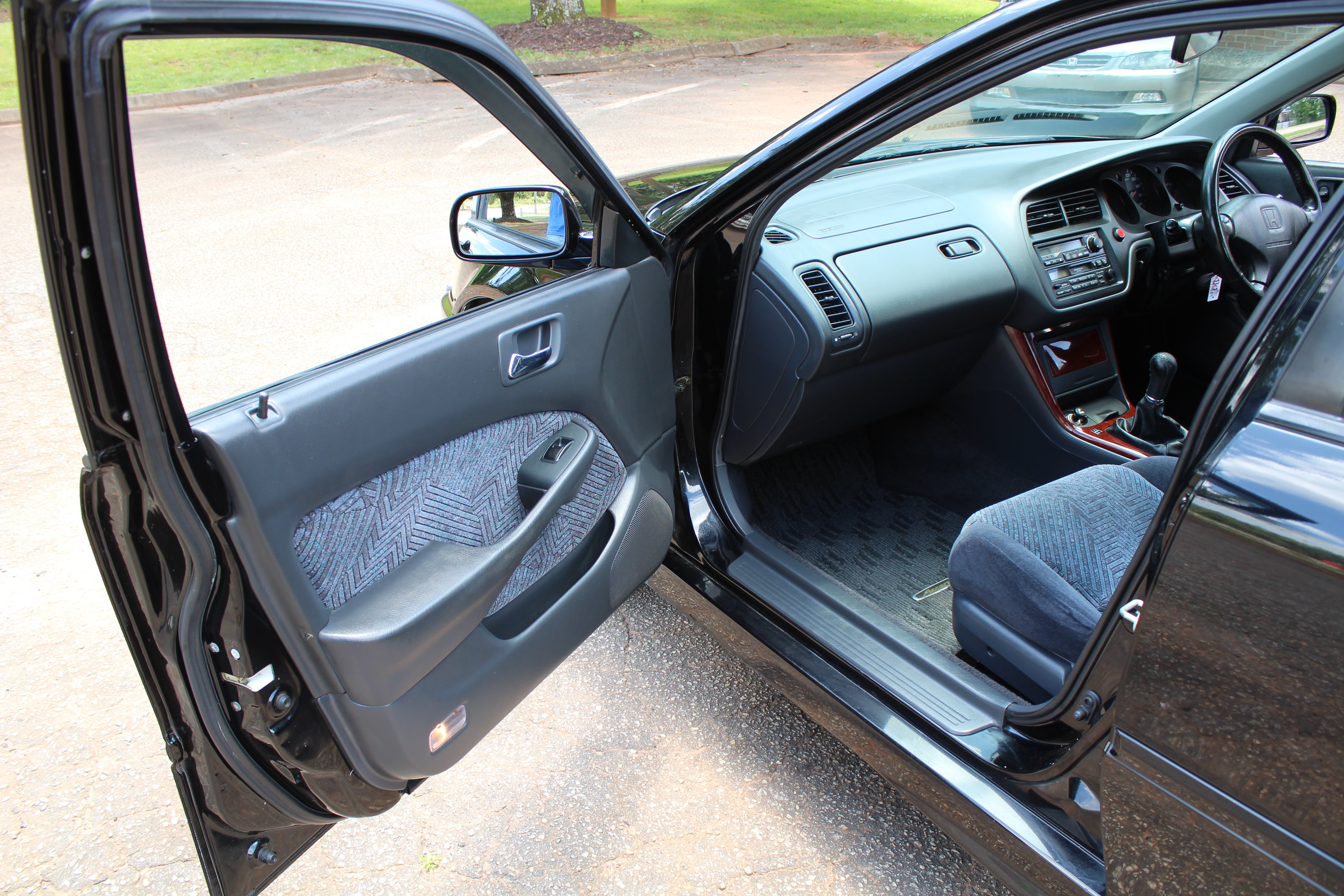 JDM 98 Honda Accord SIR-T Manual LSD RHD Sedan with Factory Lip Kit Pending Sale