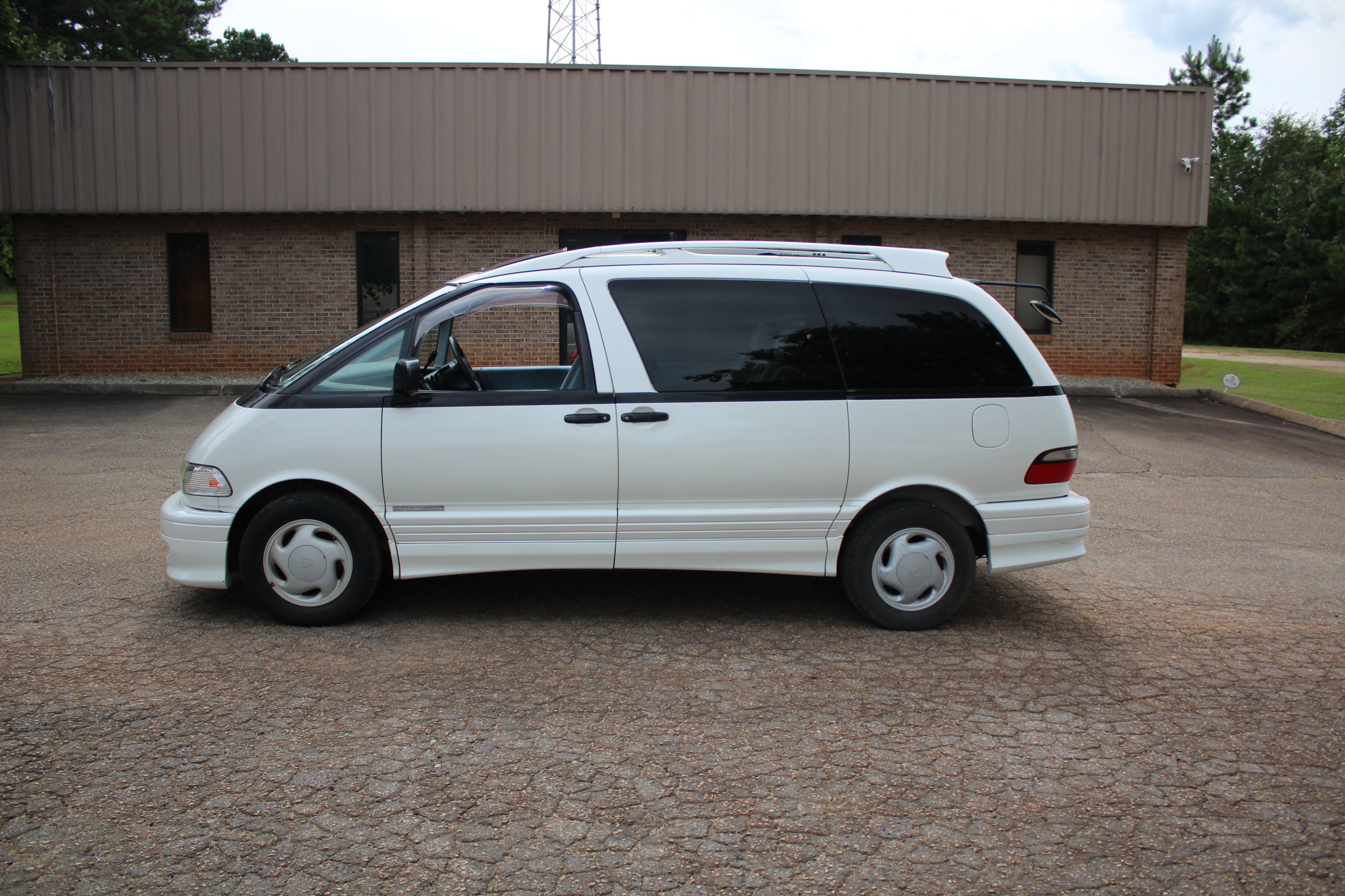 Import Auto Center