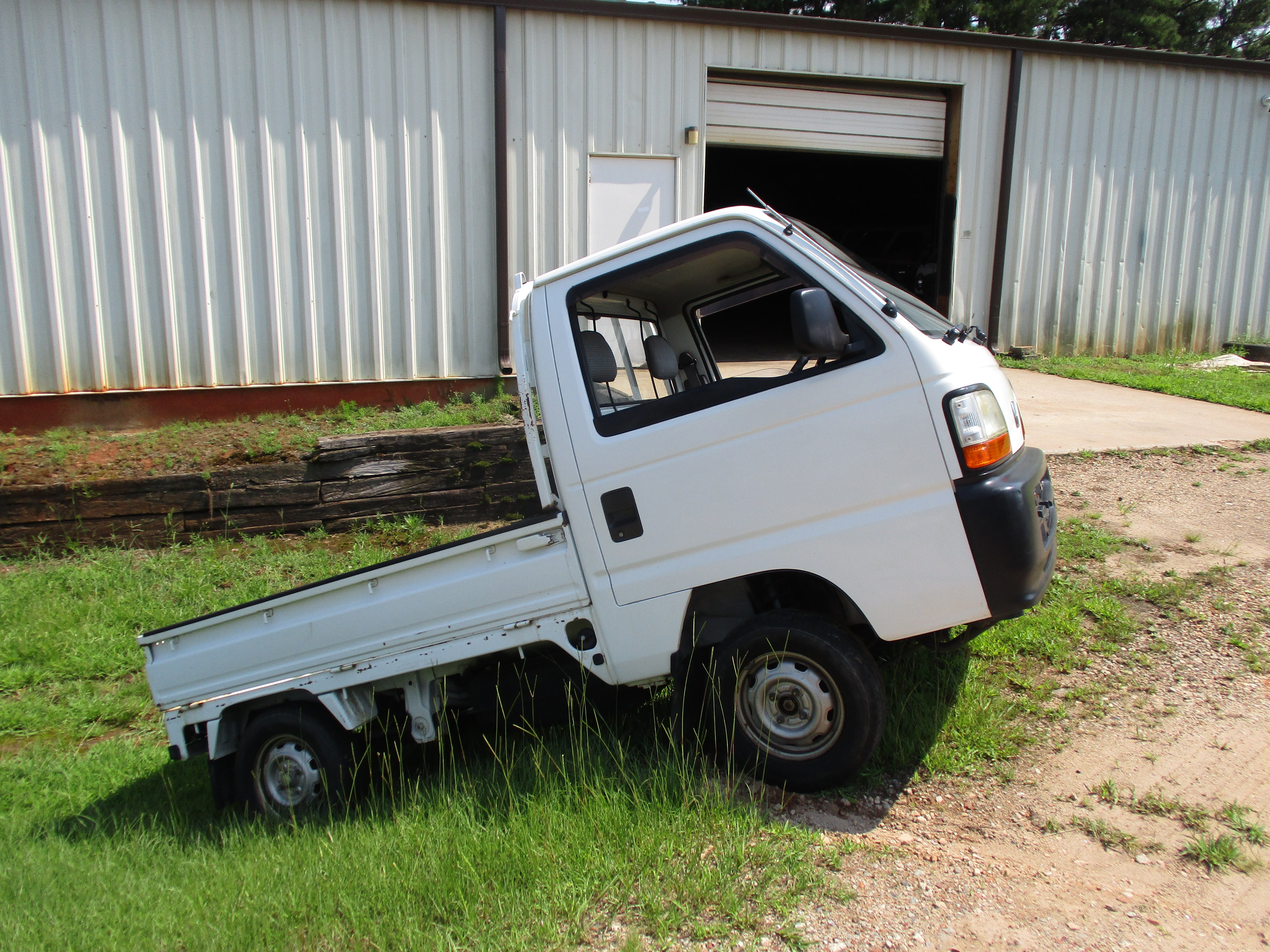 JDM 94 Honda Acty SDX Real Time 4WD Mini Truck 5 Speed Manual